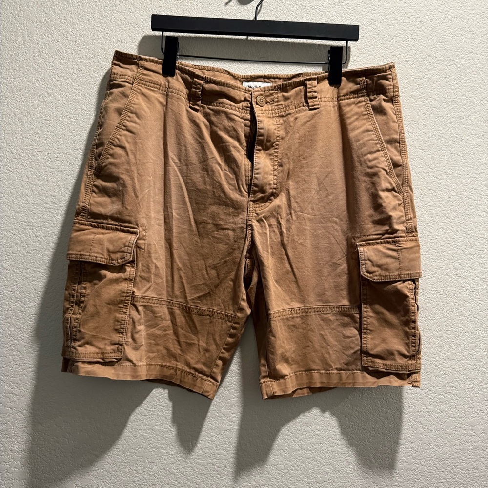 Goodfellow & Co. Men's Brown Cargo Shorts